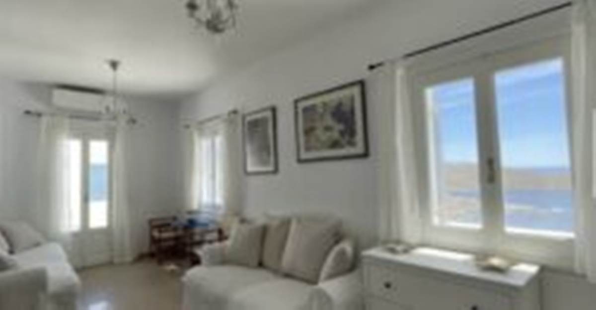 Κύθνος. Πώληση Μεζονέτας 120 Μ2.