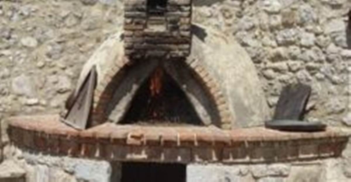 Ν. Επίδαυρος Αργολίδας. Πώληση Νερόμυλου 200 Μ2 σε Οικόπεδο 6.500 Μ2.