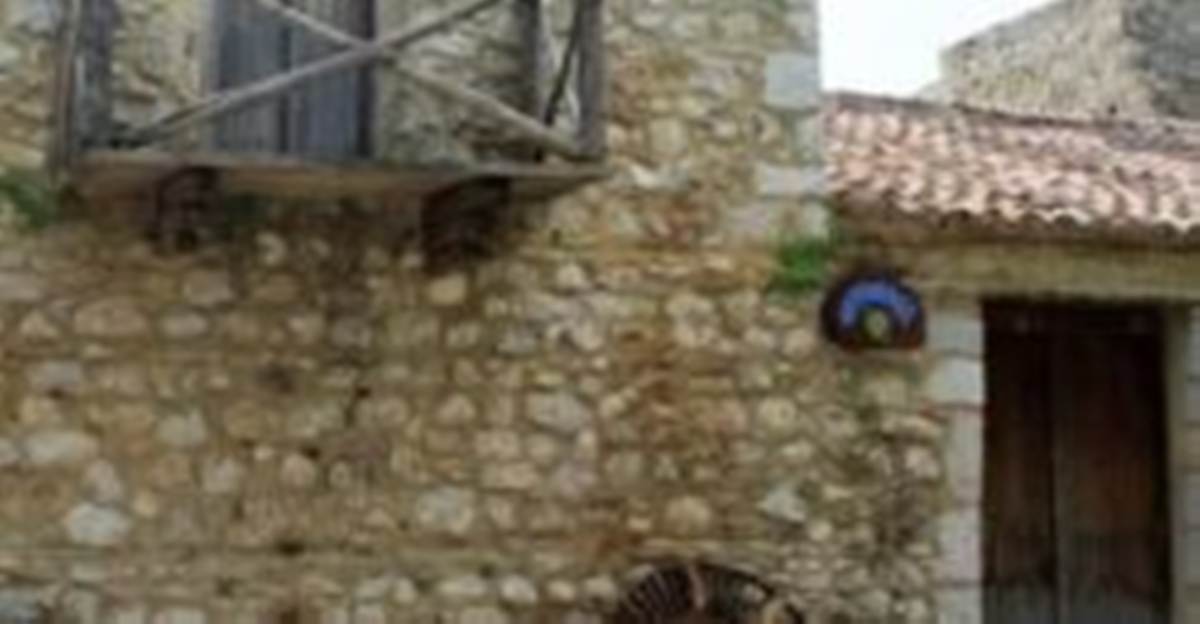 Ν. Επίδαυρος Αργολίδας. Πώληση Νερόμυλου 200 Μ2 σε Οικόπεδο 6.500 Μ2.