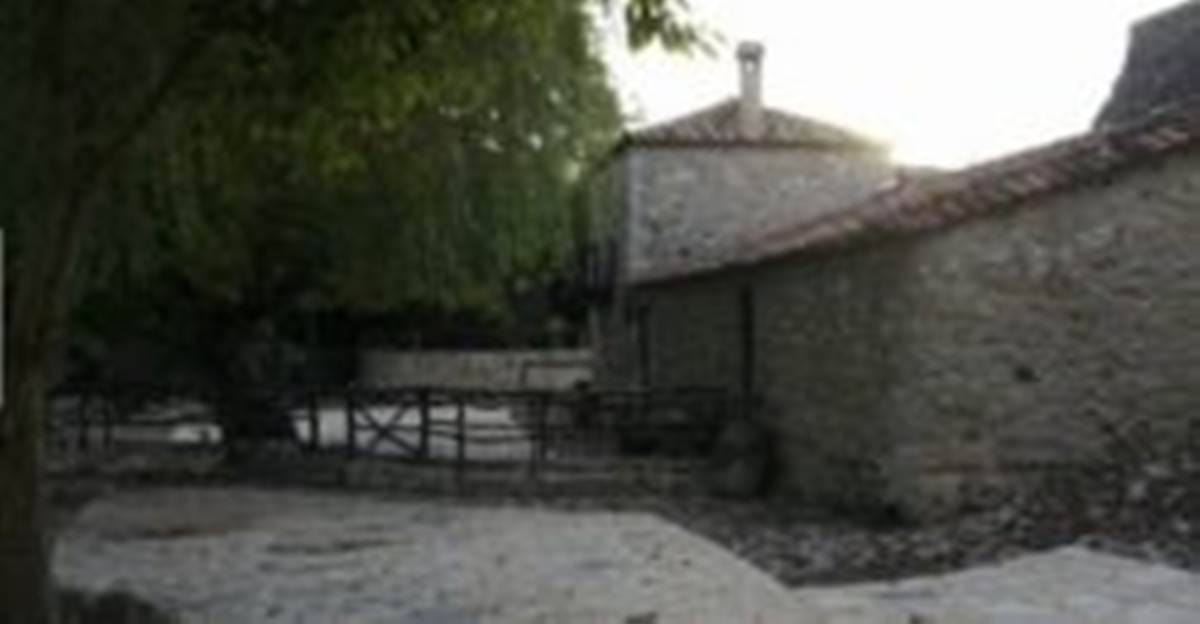 Ν. Επίδαυρος Αργολίδας. Πώληση Νερόμυλου 200 Μ2 σε Οικόπεδο 6.500 Μ2.