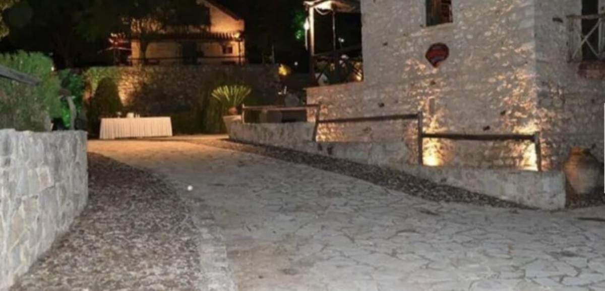 Ν. Επίδαυρος Αργολίδας. Πώληση Νερόμυλου 200 Μ2 σε Οικόπεδο 6.500 Μ2.