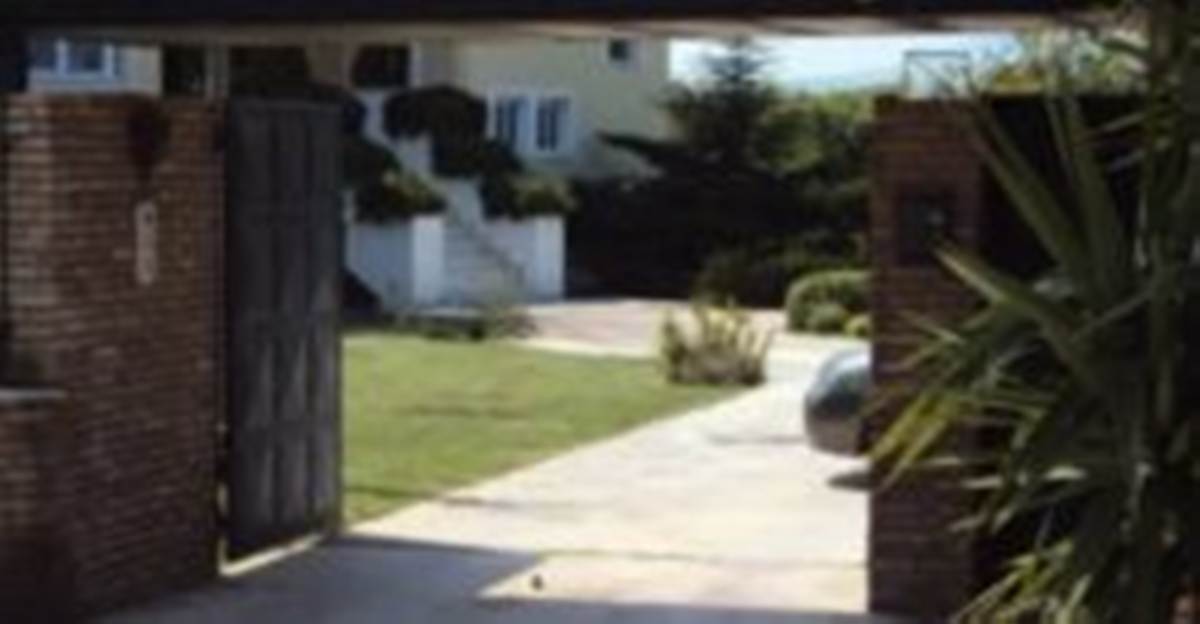 Αγ. Γεώργιος Κορινθίας. Πώληση Μονοκατοικίας 300 Μ2.