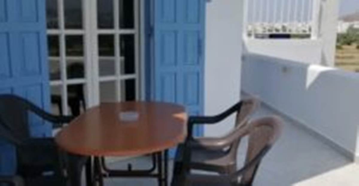 Νάξος. Πώληση Συγκροτήματος 14 χώρων, 500 Μ2.