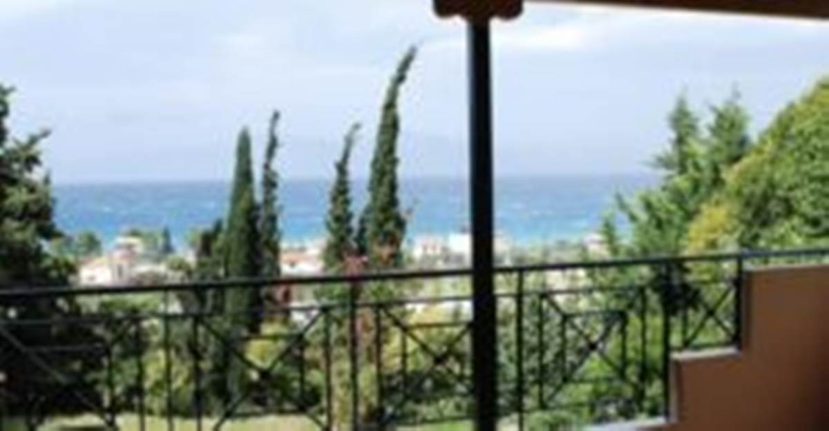 Ξυλόκαστρο. Πώληση Μεζονέτας 240 Μ2.