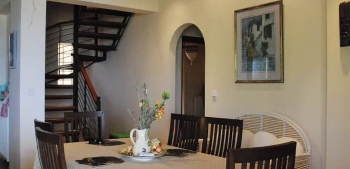 Ξυλόκαστρο. Πώληση Μεζονέτας 240 Μ2.