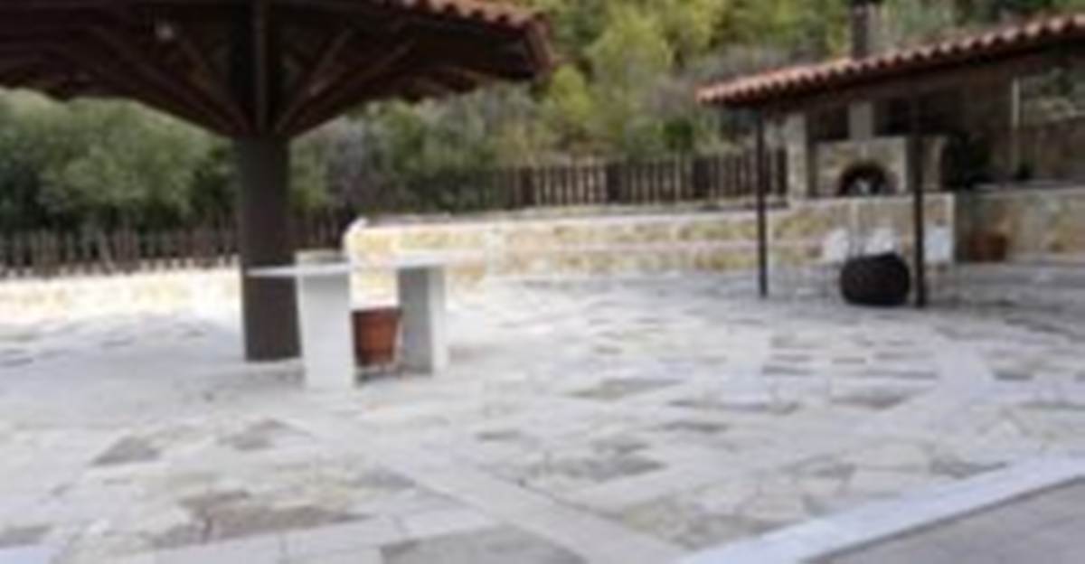 Σαρωνικός Κορινθίας. Πώληση Μονοκατοικίας 345 Μ2.