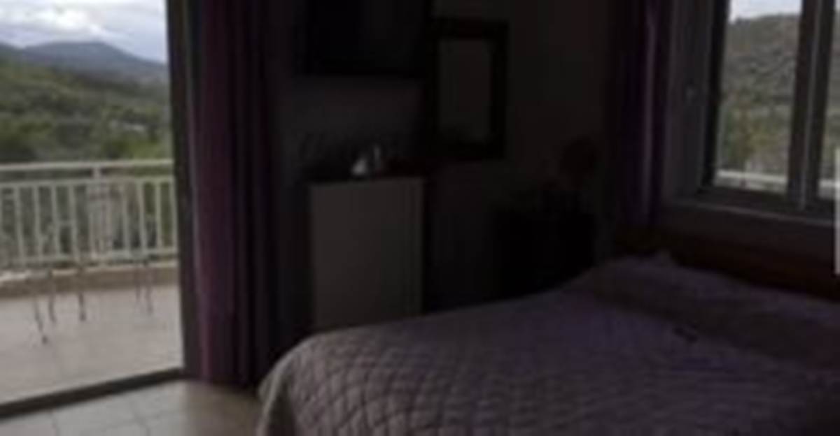 Σαρωνικός Κορινθίας. Πώληση Μονοκατοικίας 345 Μ2.