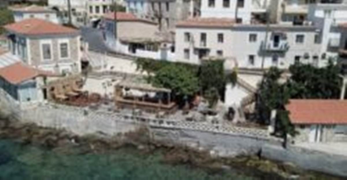 Βαθύ Σάμου. Πώληση Κτηρίου 640 Μ2.