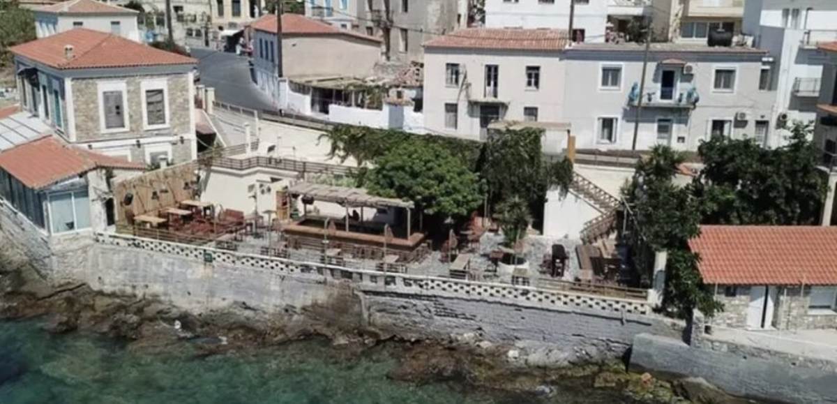 Βαθύ Σάμου. Πώληση Κτηρίου 640 Μ2.