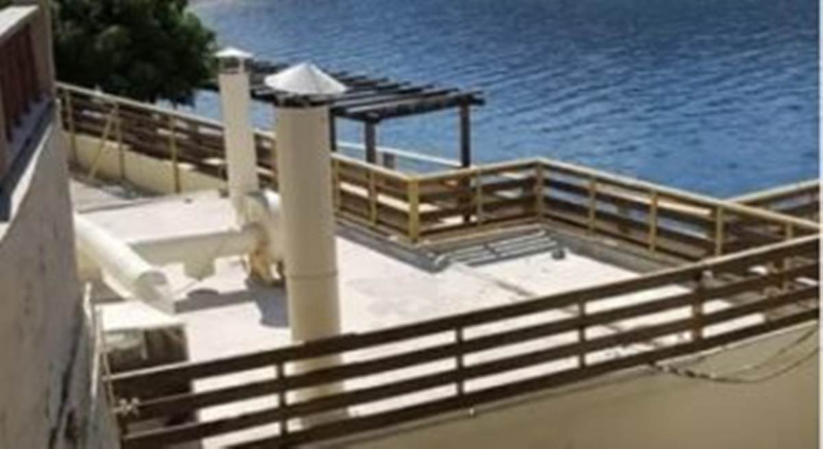 Βαθύ Σάμου. Πώληση Κτηρίου 640 Μ2.