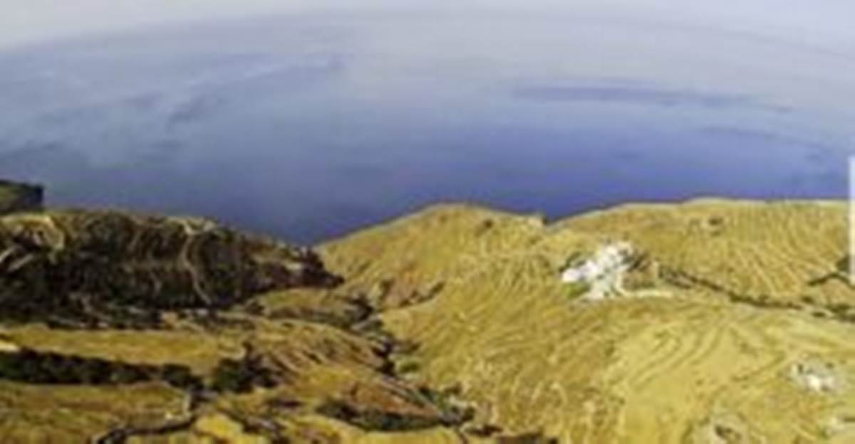 Φολέγανδρος. Πώληση Αγροτεμαχίου 14.865 Μ2.