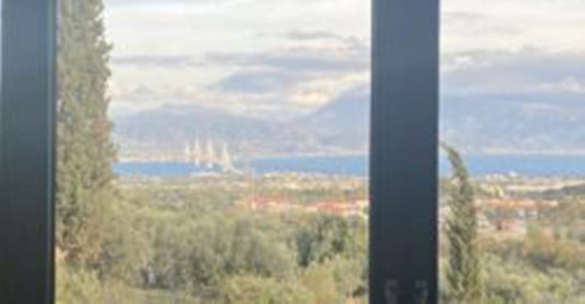 Πάτρα. Πώληση Μονοκατοικίας 345 Μ2.