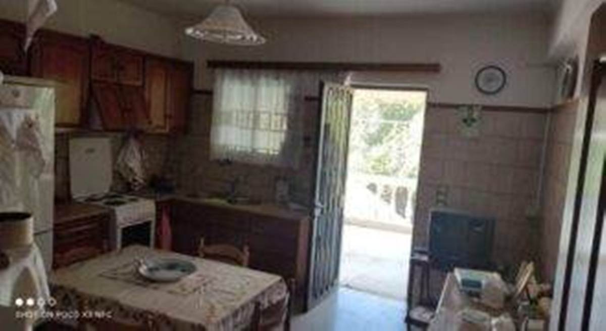 Κορρησία Κέας. Πώληση οικίας 225 Μ2.