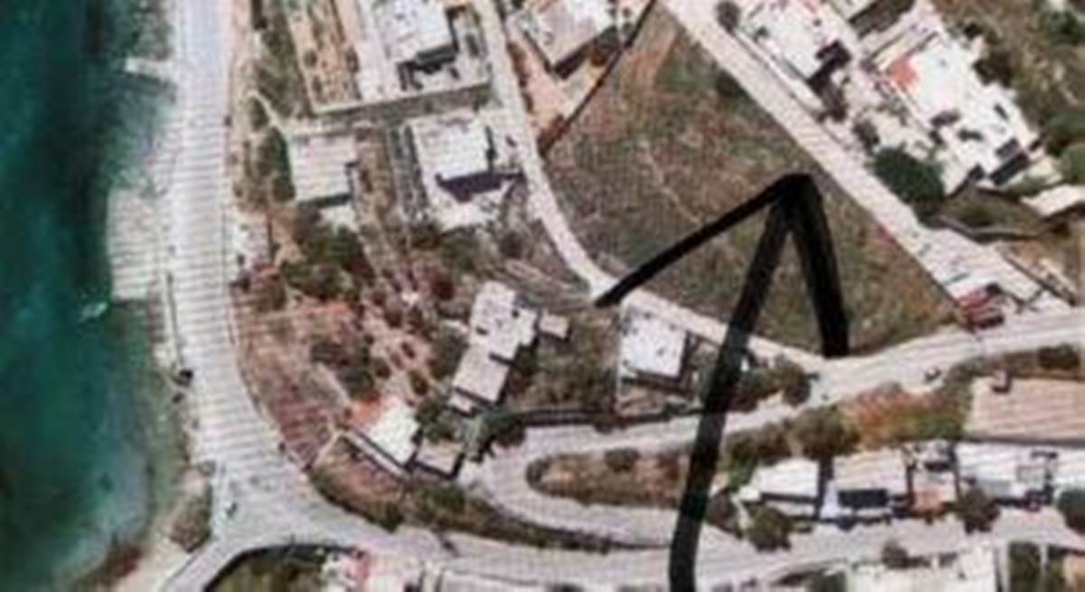Σύρος Ποσειδωνία. Πώληση Οικοπέδου 6.000 Μ2.