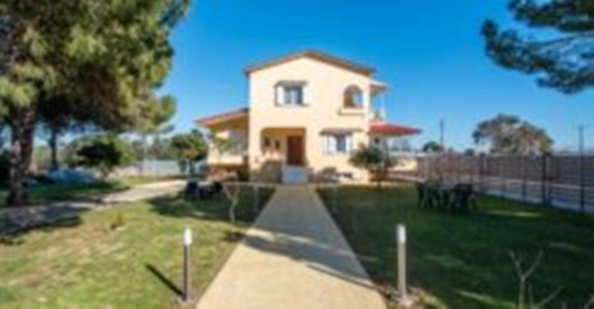 Καλαμίτσι Πρέβεζα. Πώληση Μεζονέτας 280 Μ2.