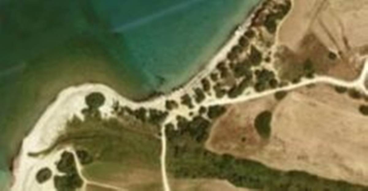 Ηρακλείδες Κώς. Πώληση αγροτεμαχίου 30.300 Μ2.