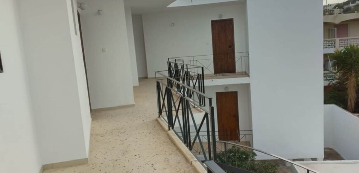 Σούνιο. Πώληση αυτοτελούς κτιρίου εξοχικών κατοικιών.