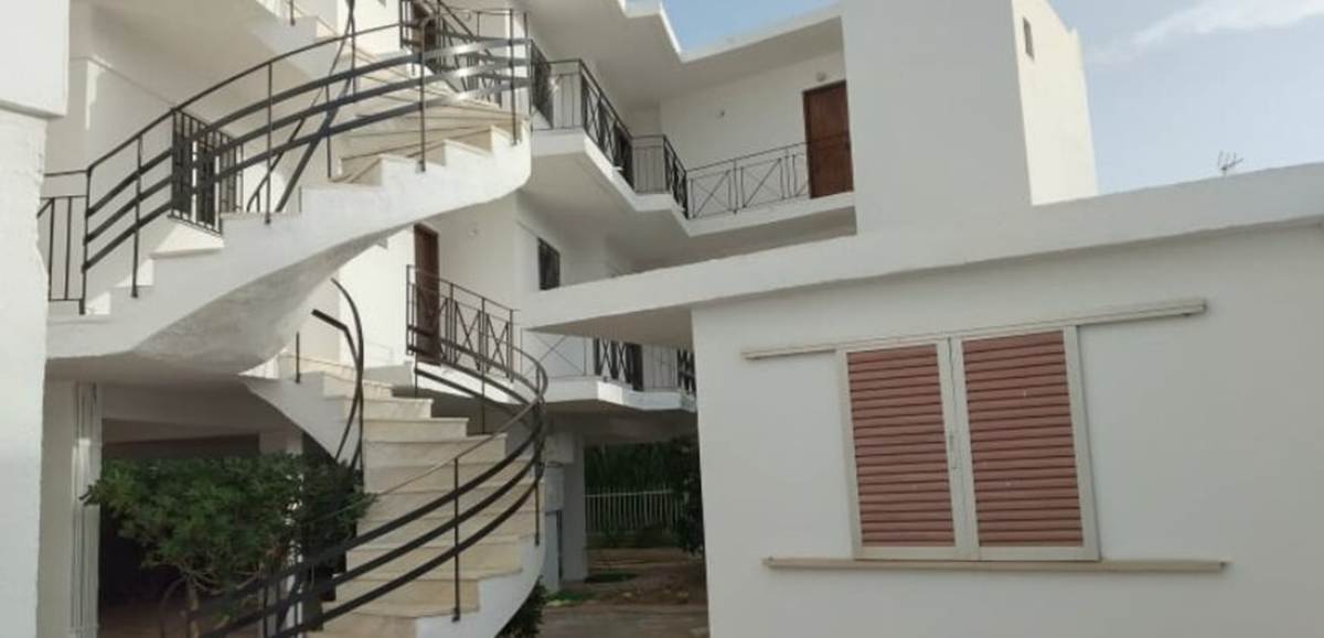 Σούνιο. Πώληση αυτοτελούς κτιρίου εξοχικών κατοικιών.