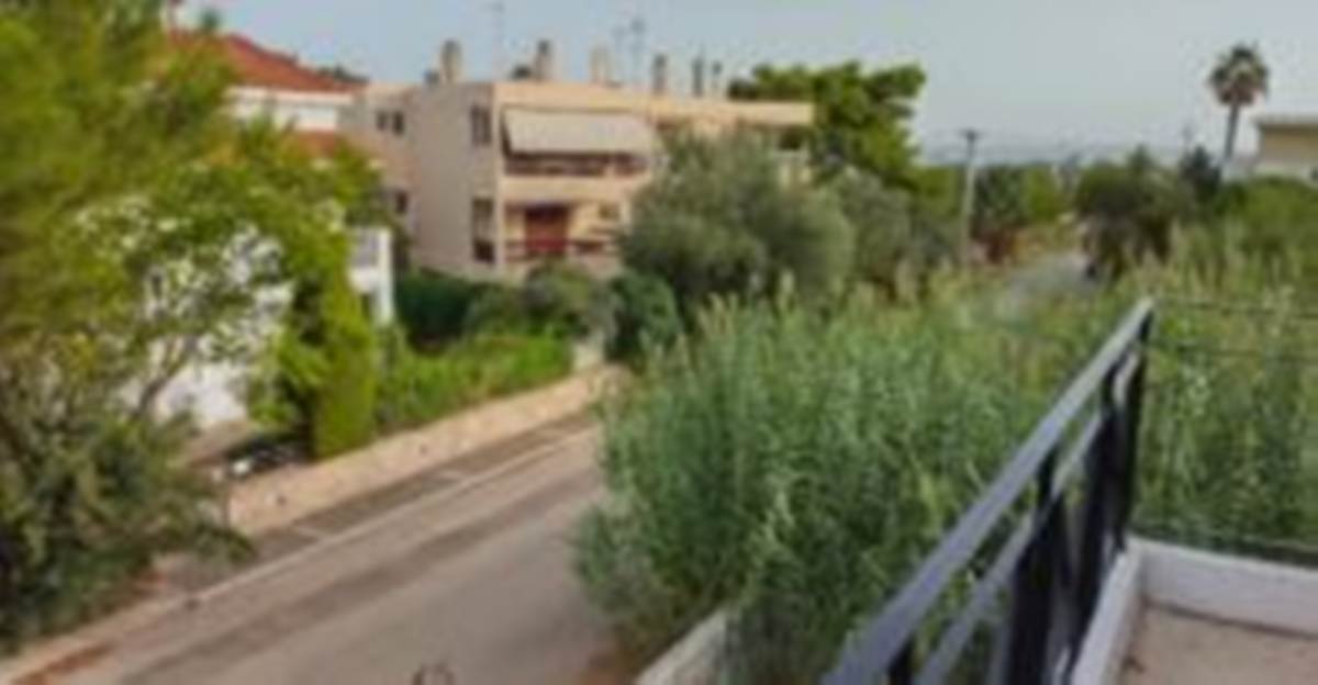 Σούνιο. Πώληση αυτοτελούς κτιρίου εξοχικών κατοικιών.