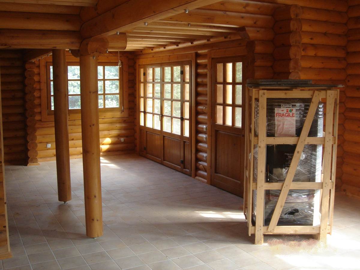 Επτάλοφο Φωκίδας. Θέση Δόκανο Παρνασσού.  Πώληση Ξύλινης Βίλας Σαλέ  225 Μ2.