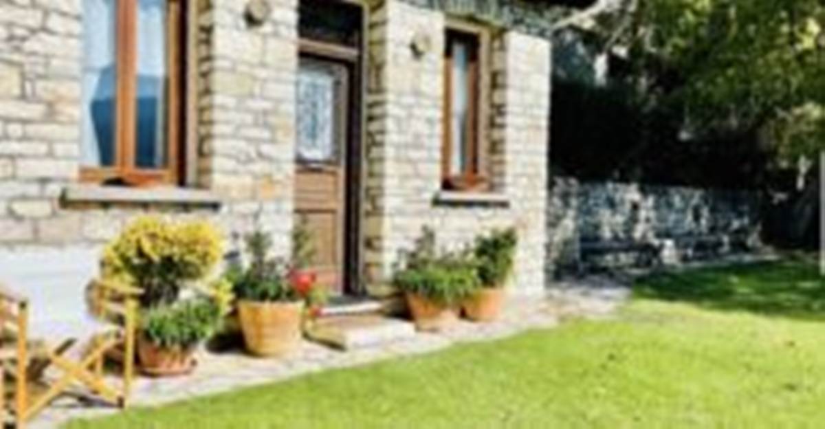 Καρπενήσι. Πώληση Πολυτελούς Μονοκατοικίας 220 Μ2.