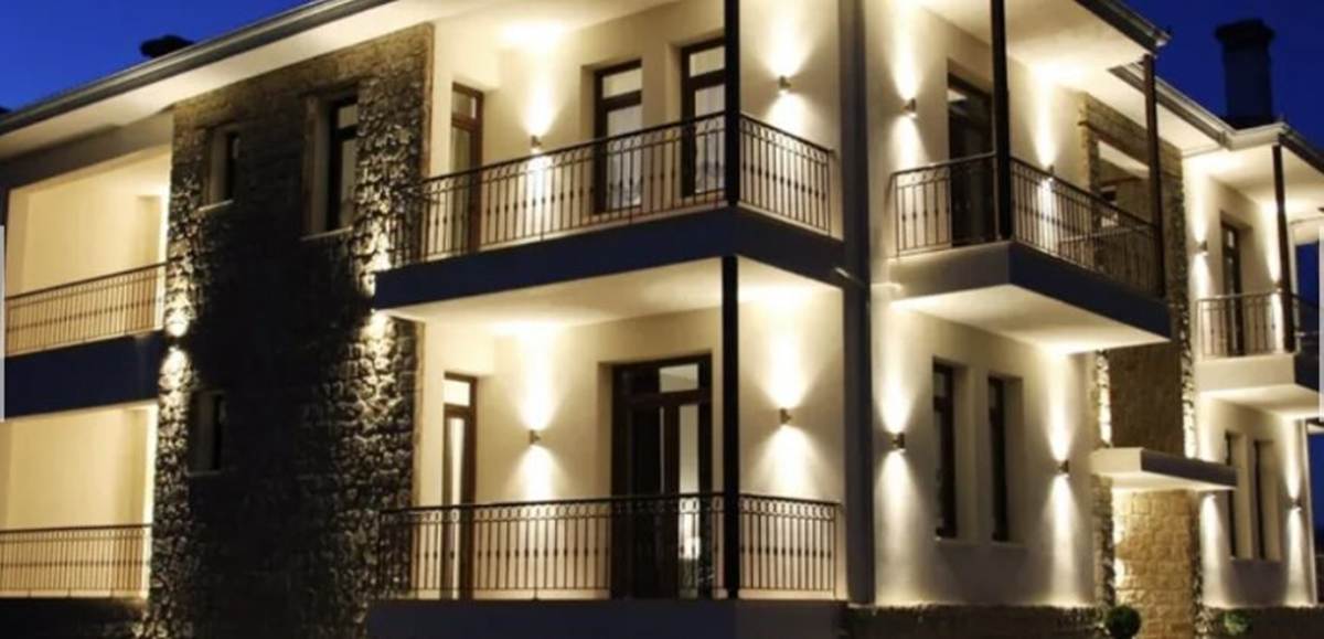 Δισπηλιό Καστοριάς. Πώληση Συγκροτήματος 8 χώρων 500 Μ2.