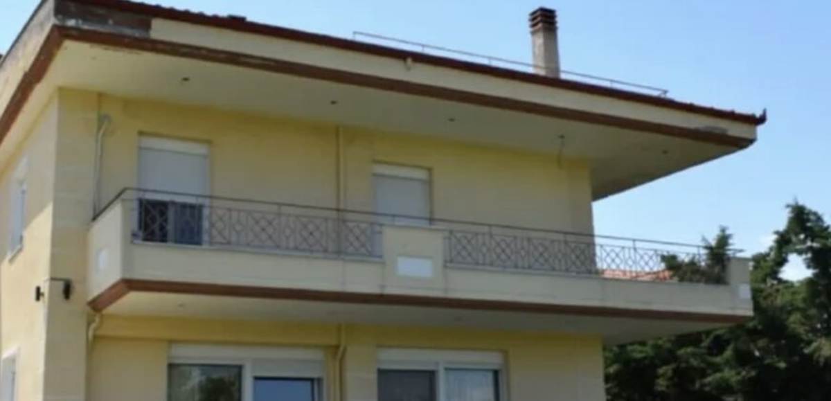 Τρίλοφο Θεσ/νικης. Πώληση Μονοκατοικίας 400 Μ2.