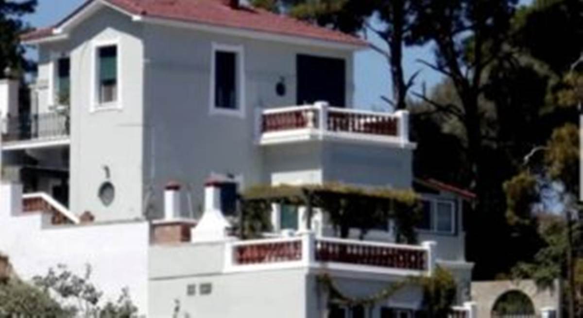 Βαθύ Σάμου. Πώληση Βιλας 230 Μ2.