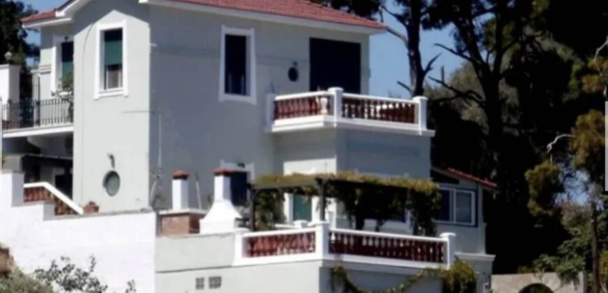 Βαθύ Σάμου. Πώληση Βιλας 230 Μ2.