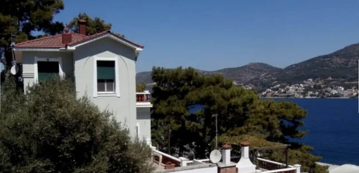 Βαθύ Σάμου. Πώληση Βιλας 230 Μ2.