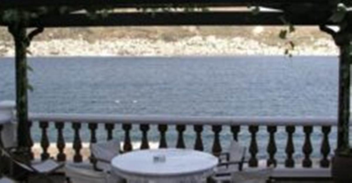 Βαθύ Σάμου. Πώληση Βιλας 230 Μ2.