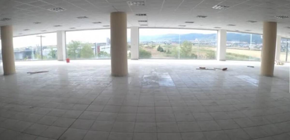 Θεσσαλονίκη. Πώληση Επαγγελματικού Κτιρίου 5.000 Μ2.