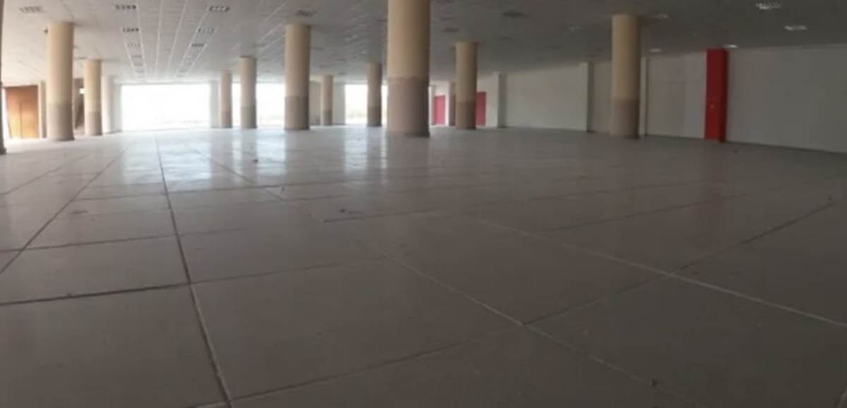 Θεσσαλονίκη. Πώληση Επαγγελματικού Κτιρίου 5.000 Μ2.