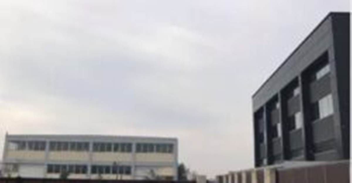 Θεσσαλονίκη, Ταγαράδες. Πώληση Βιοτεχνικού Χώρου 2.650 Μ2.