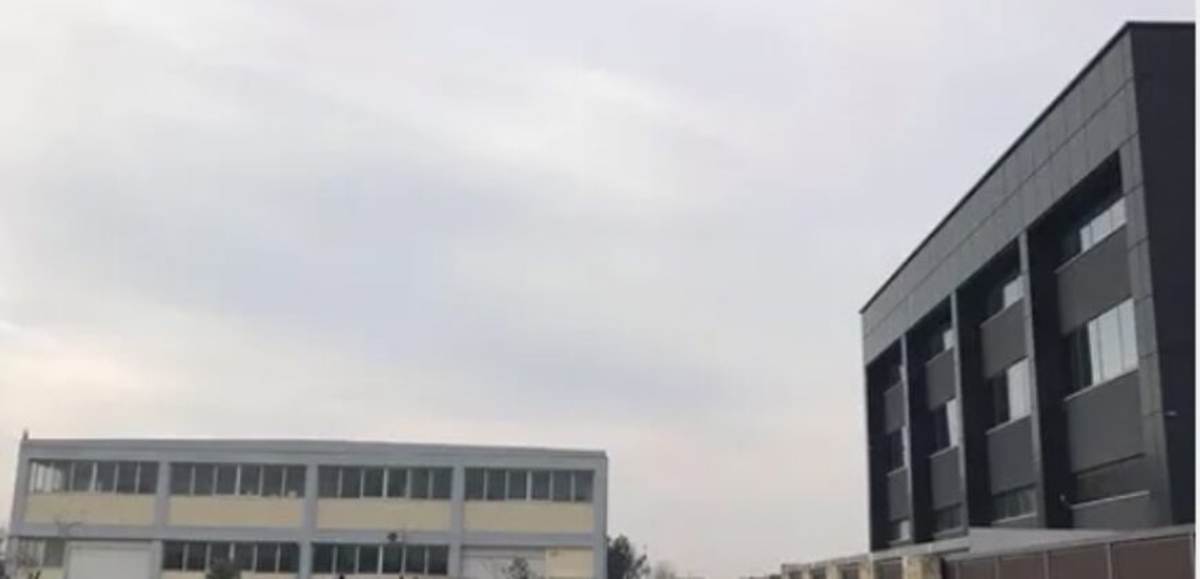 Θεσσαλονίκη, Ταγαράδες. Πώληση Βιοτεχνικού Χώρου 2.650 Μ2.
