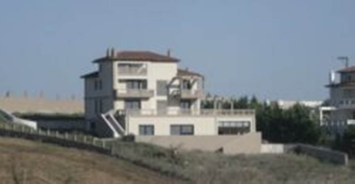 Ν. Μηχανιώνα-Θεσ/νικη. Πώληση Βίλας 720 Μ2.