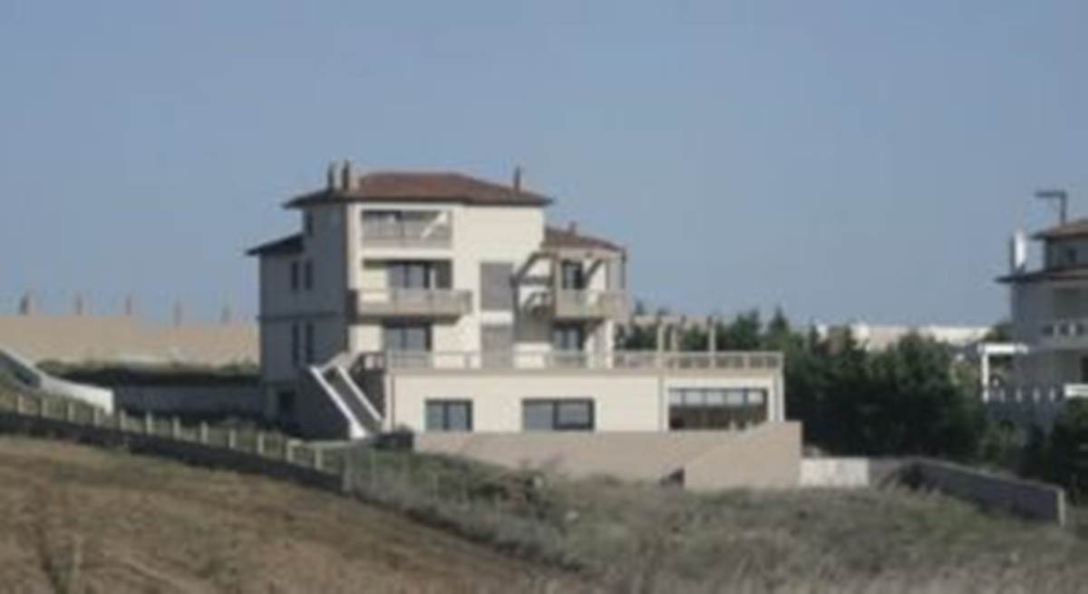 Ν. Μηχανιώνα-Θεσ/νικη. Πώληση Βίλας 720 Μ2.