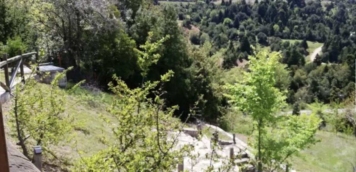 Σπηλιά Λάρισα. Πώληση Βίλας 150 Μ2.