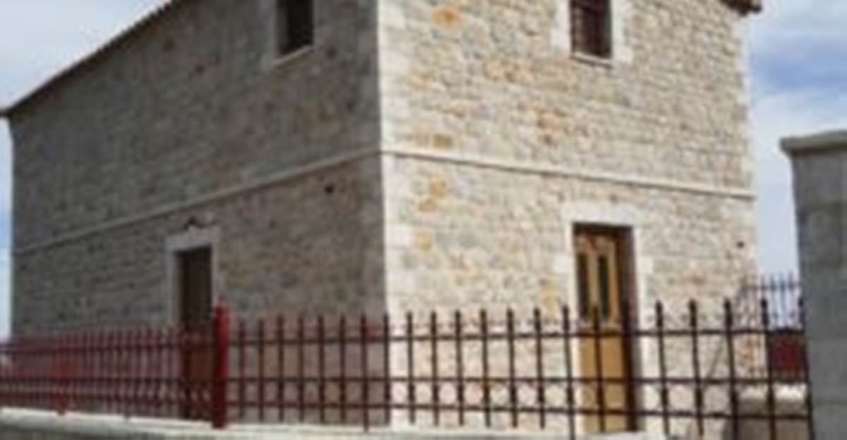 Τυρός Αρκαδία. Πώληση Μονοκατοικίας 192 Μ2.