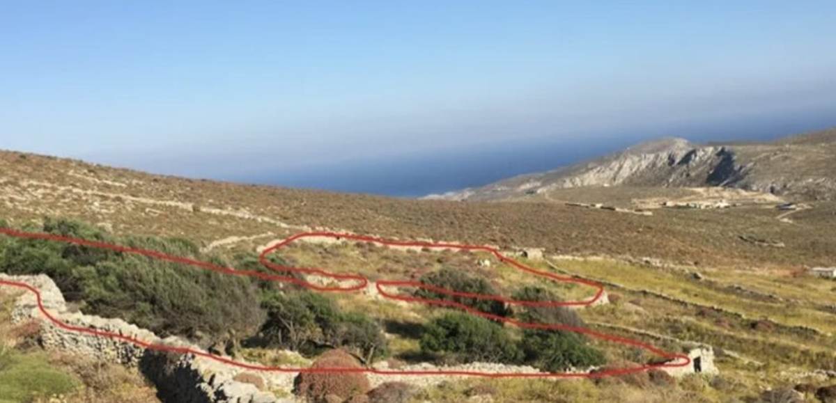 Φολέγανδρος, Χώρα.  Πώληση Αγροτεμαχίου 5.100 Μ2.