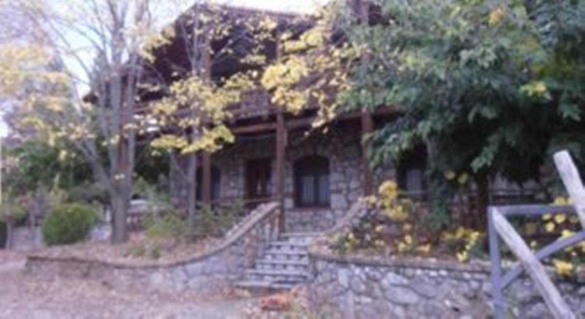 Πολύδροσο Φωκίδας. Πώληση 2 Μονοκατοικιών 224 Μ2.