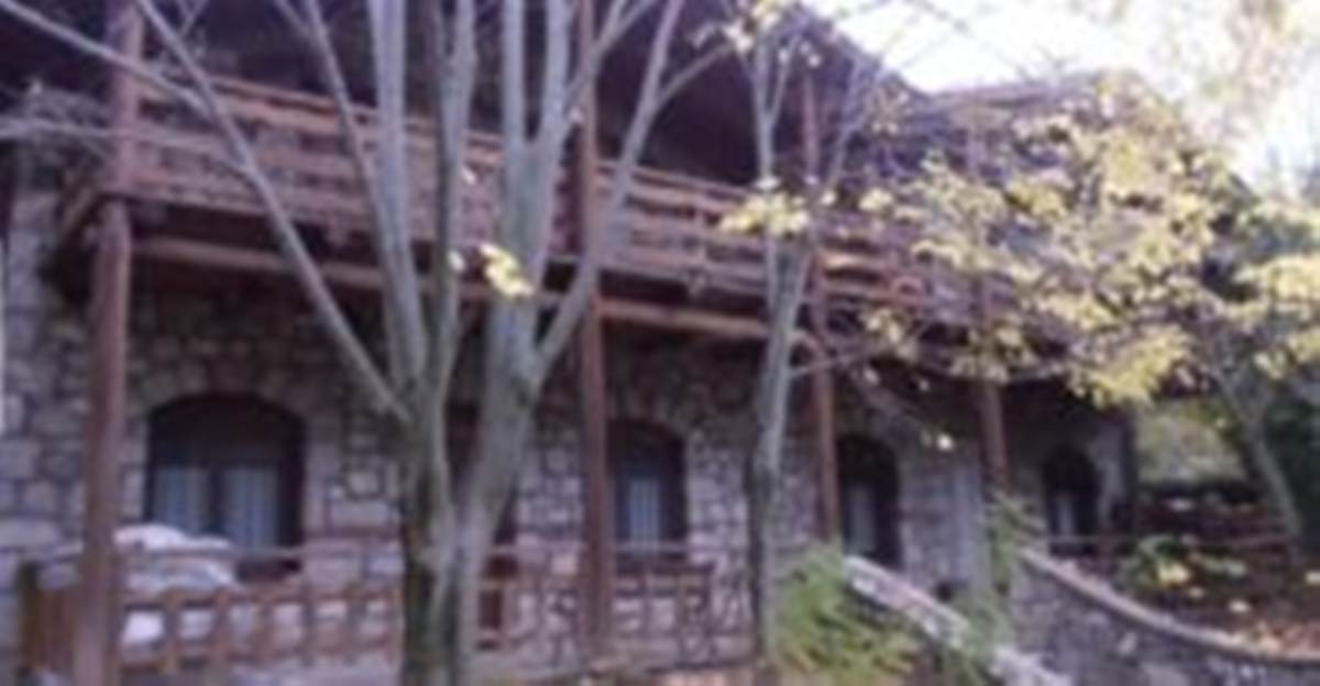 Πολύδροσο Φωκίδας. Πώληση 2 Μονοκατοικιών 224 Μ2.