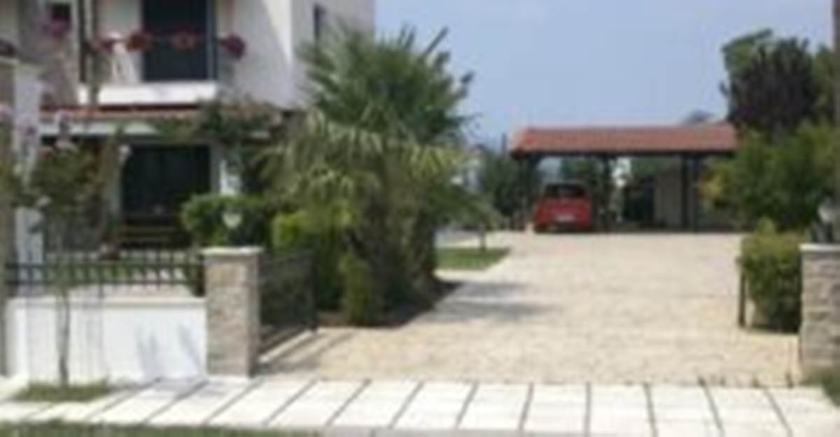 Λαγκαδίκια Θεσ/νικης. Πώληση Βίλας 260 Μ2.