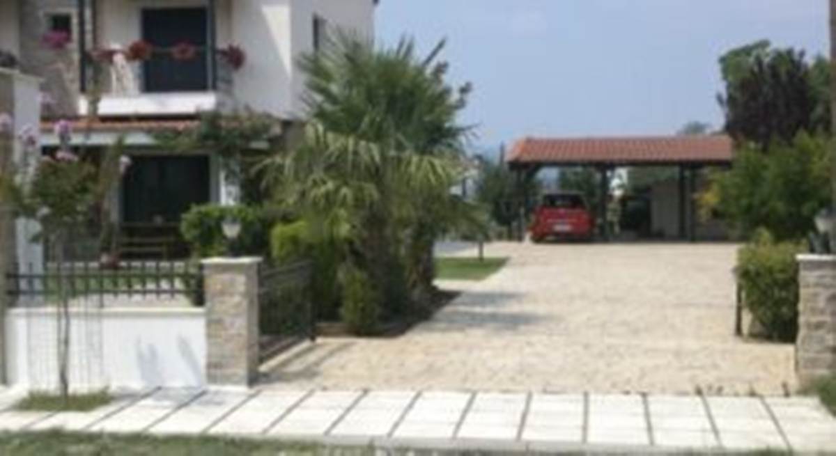 Λαγκαδίκια Θεσ/νικης. Πώληση Βίλας 260 Μ2.