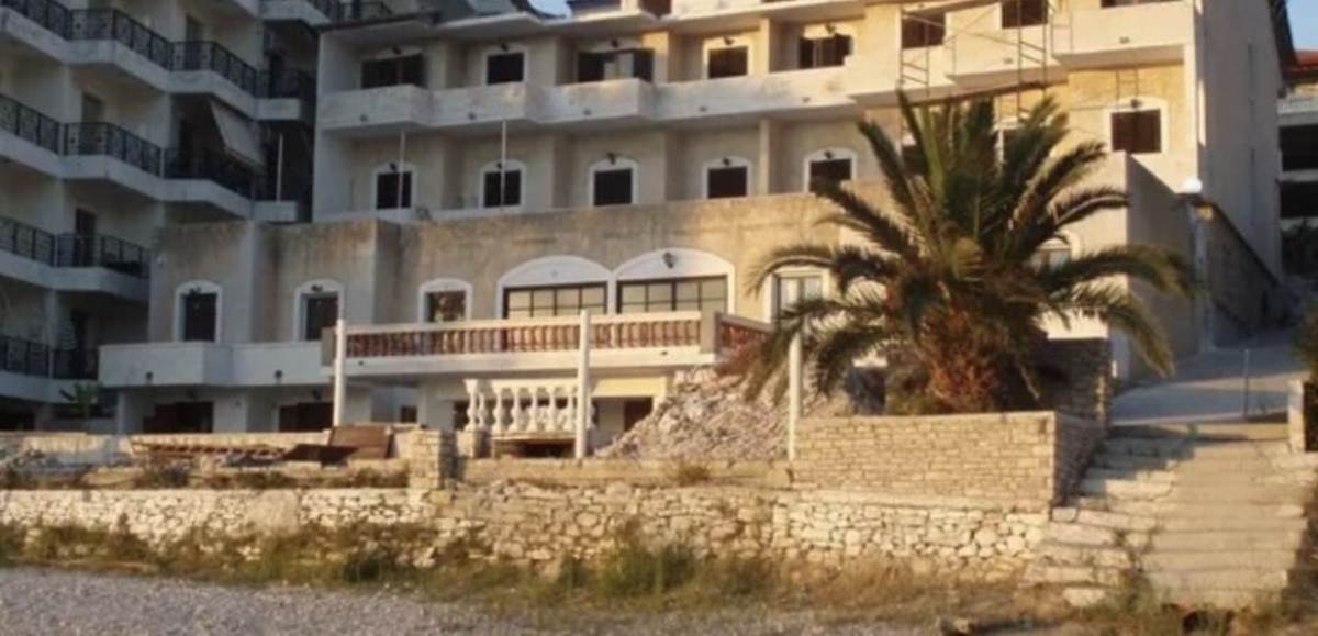 Βαθύ Σάμου. Πώληση Ξενοδοχειου 1.886 Μ2.