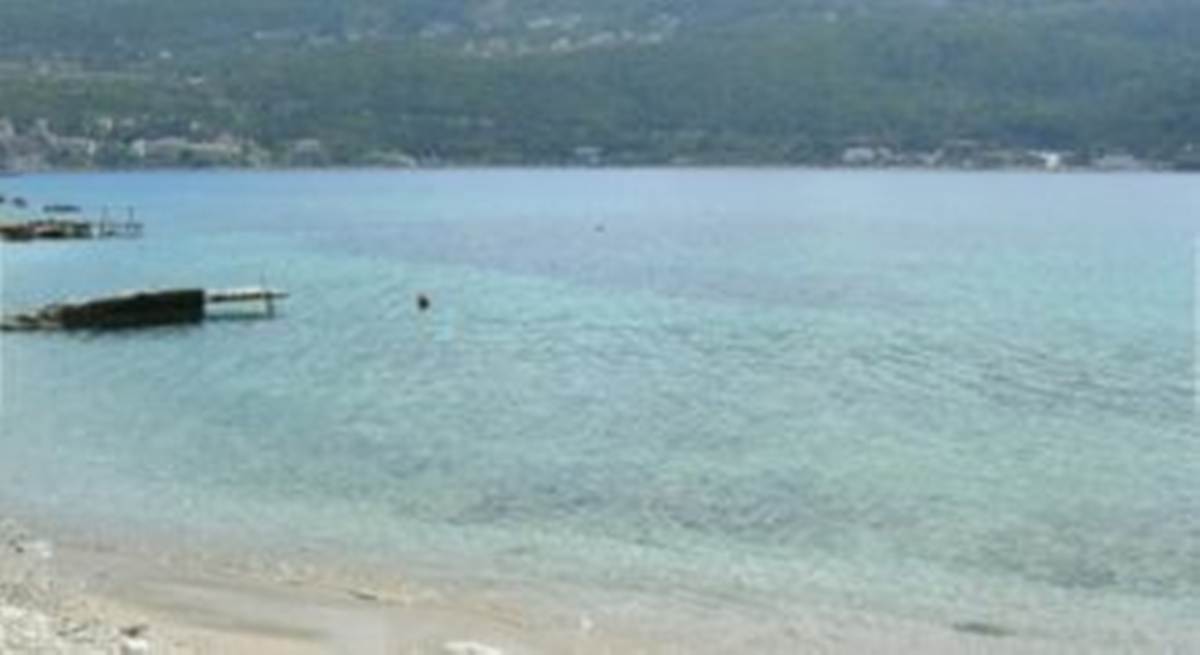 Βαθύ Σάμου. Πώληση Ξενοδοχειου 1.886 Μ2.