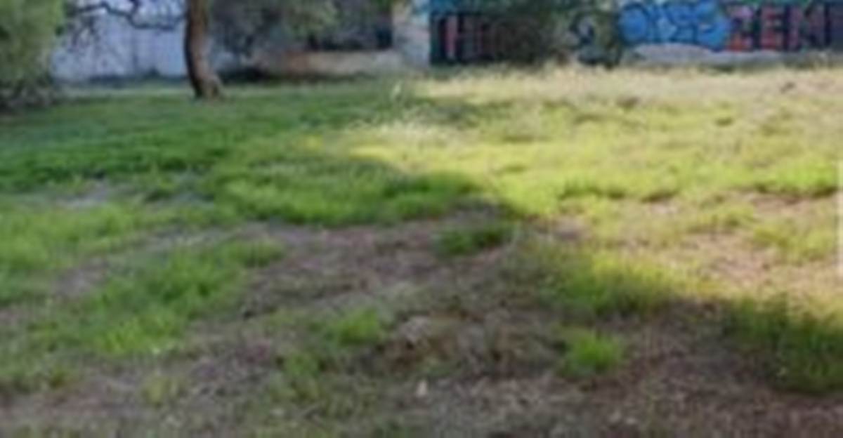 Βουλιαγμένη, Καβούρι. Πώληση Οικοπέδου 860 Μ2.