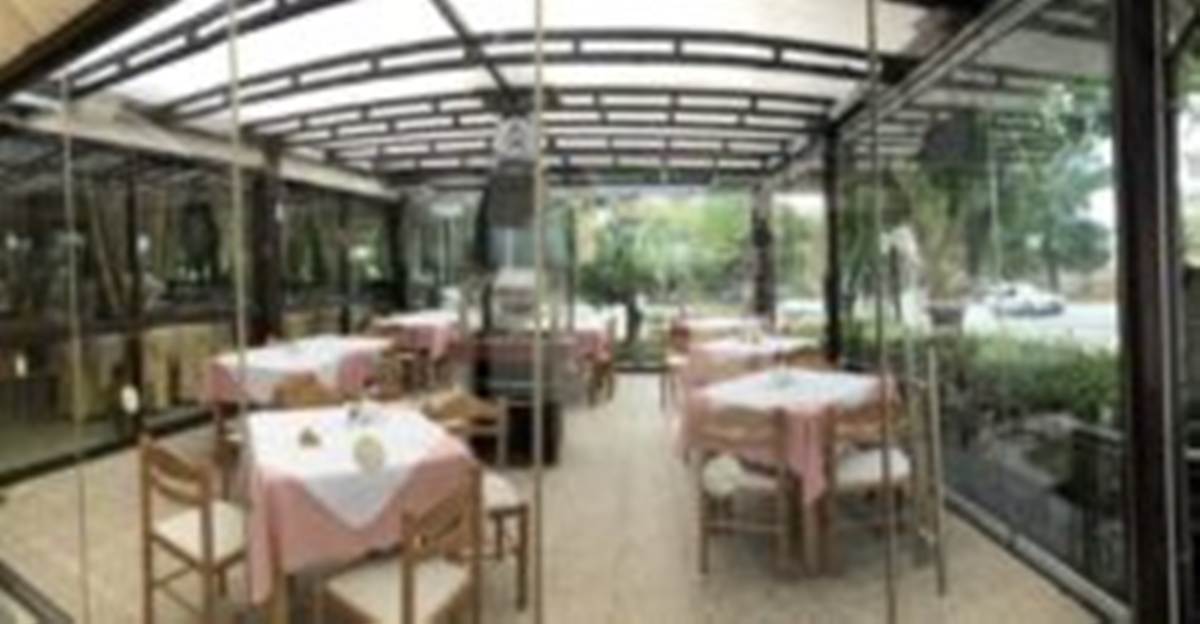 Αμυγδαλέζα Αχαρνές. Πώληση Αίθουσας 1.800 Μ2.