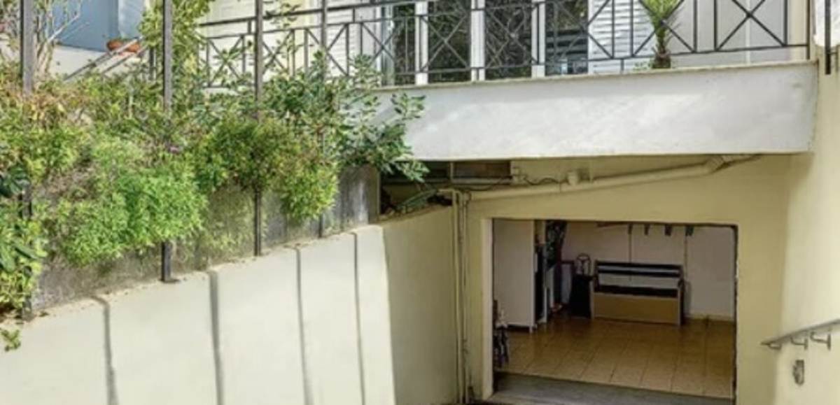 Άγιος  Στέφανος Αττικής. Πώληση Μεζονέτας 300 Μ2.