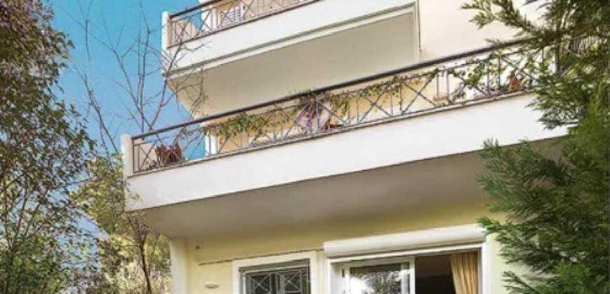 Άγιος  Στέφανος Αττικής. Πώληση Μεζονέτας 300 Μ2.